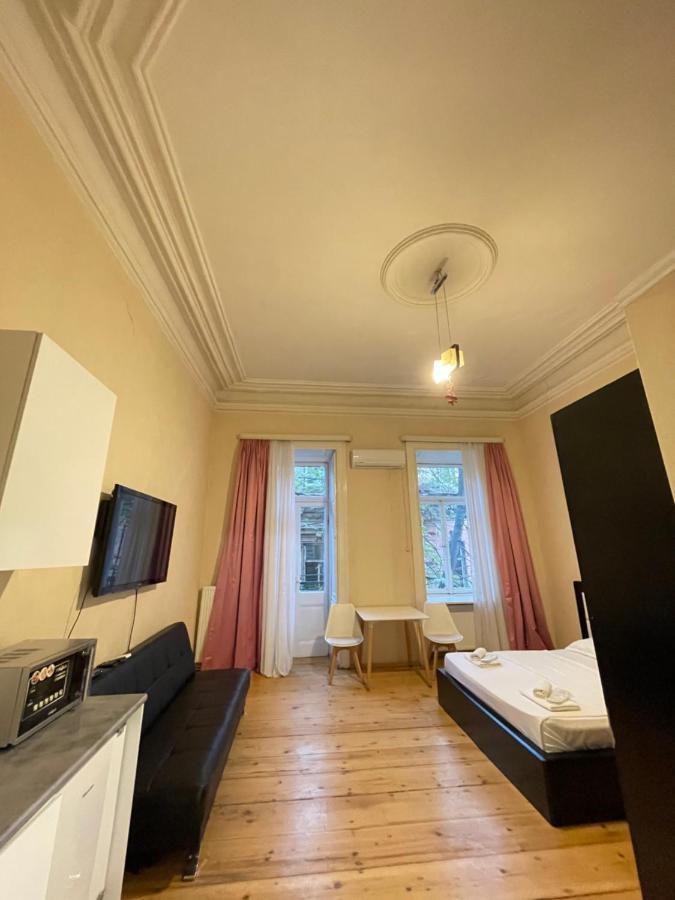 Downtown Room Tiflis Exterior foto