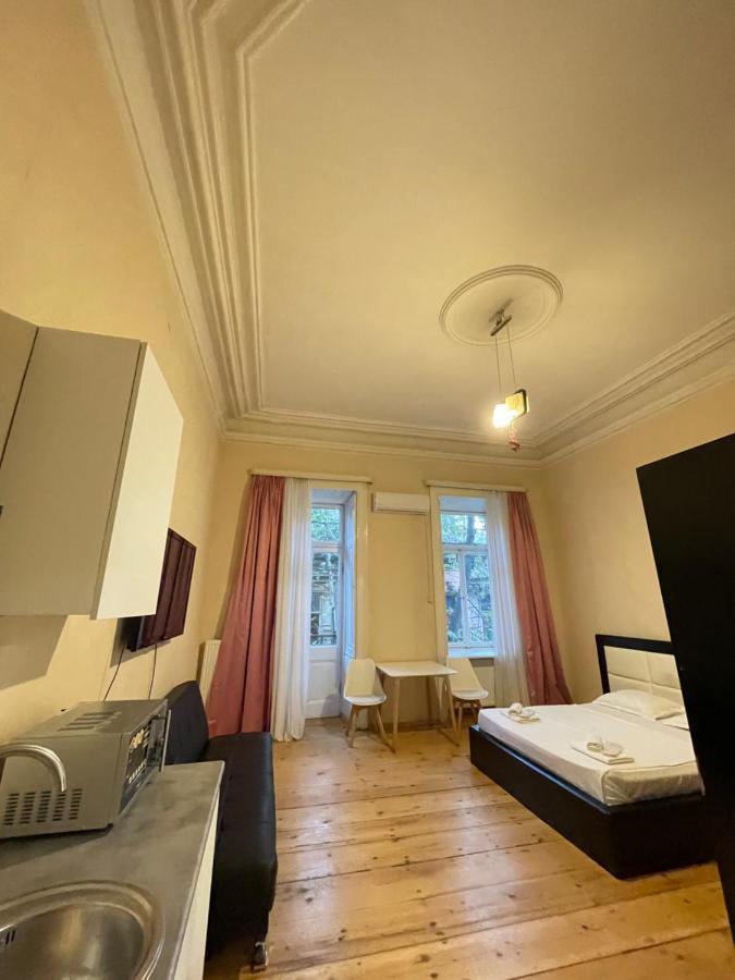 Downtown Room Tiflis Exterior foto