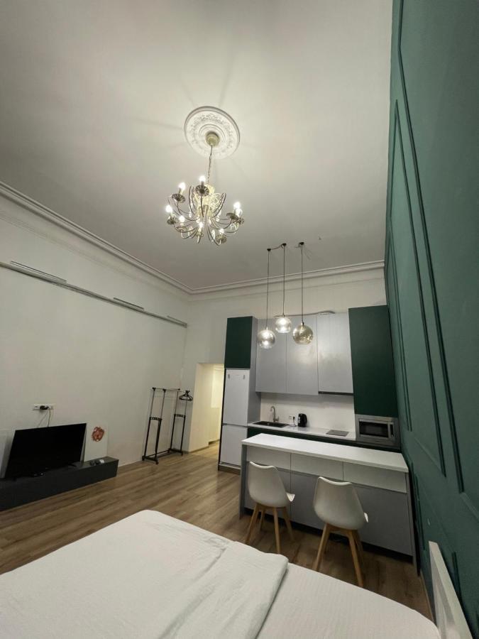 Downtown Room Tiflis Exterior foto